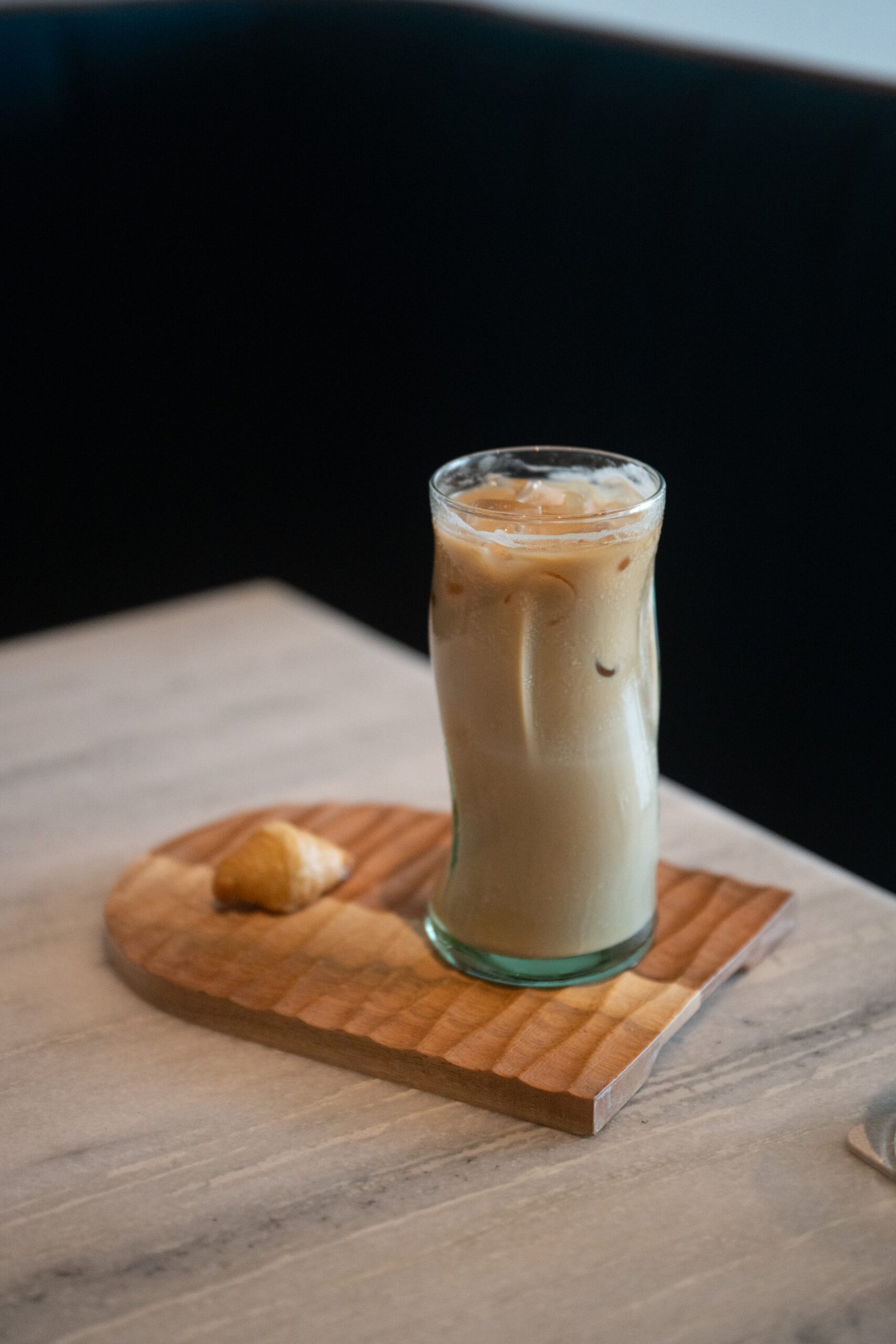 Iced pistachio latte at Overflow Coffee, Lucknow