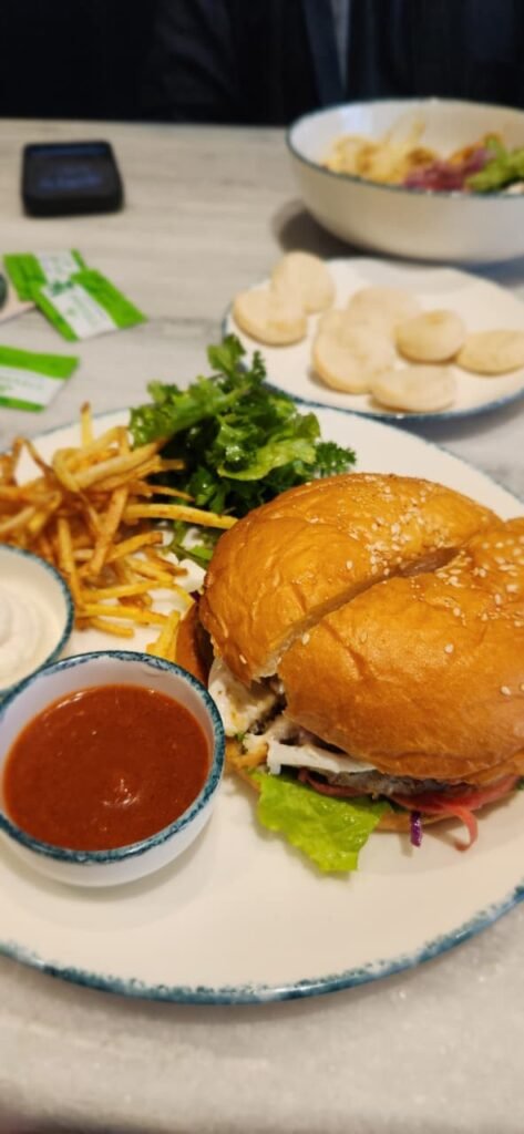 best burger in lucknow